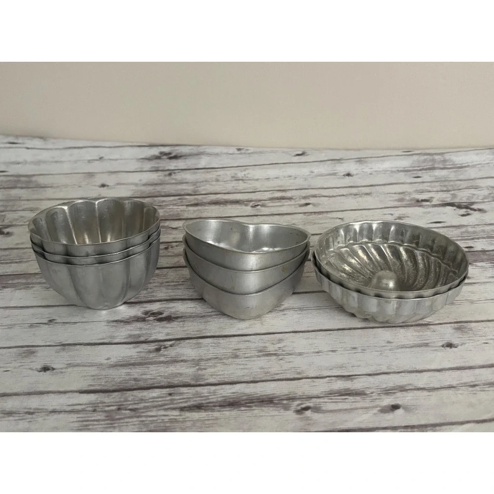 Vintage Lot of 8 Aluminum Silver Metal Jello Individual Dessert Molds Decor
